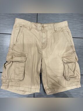 Levi’s Men’s Tan Cargo Shorts Size W34 Good Condition